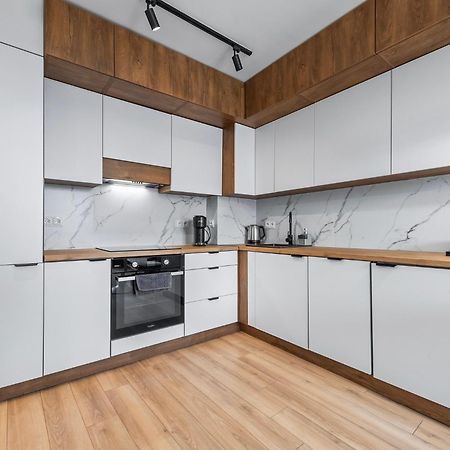 Rentplanet - Apartament Miedzynarodowa 바르샤바 외부 사진